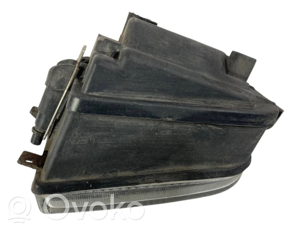 Miglas lukturis priekšā