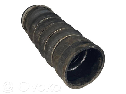 Interkūlera šļūtene (-es) / caurule (-es)