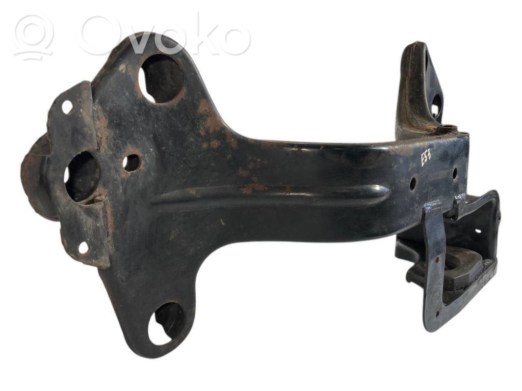 Transmission mounting bracket