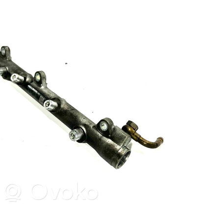 Fuel main pipe