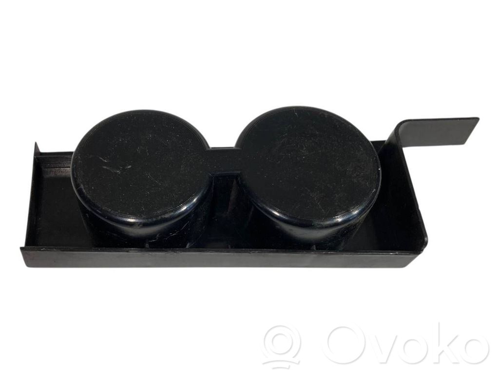 Glāžu turētājs (priekšā)