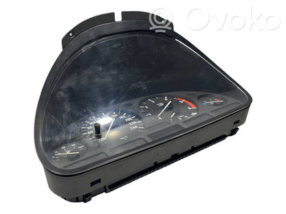 Speedometer (in the instrument panel)