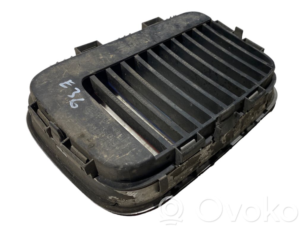 Lower grille (three-piece)