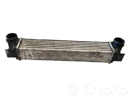 Starpdzesētāja radiators
