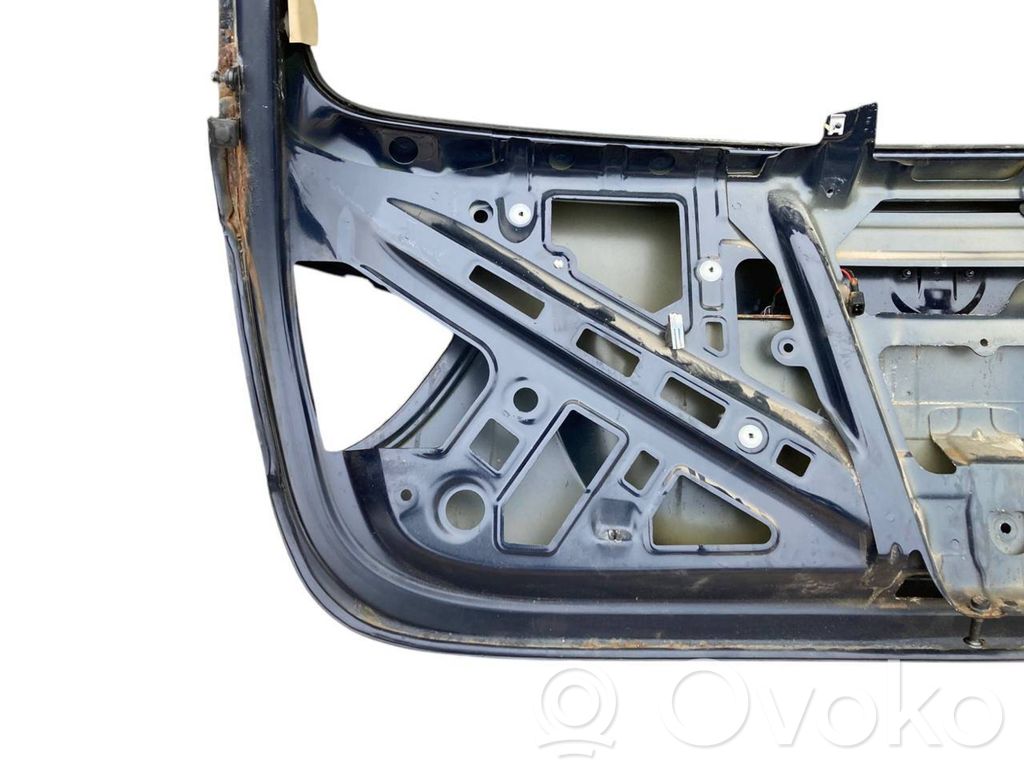 Aizmugurējais pārsegs (bagāžnieks)