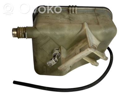 Coolant expansion tank