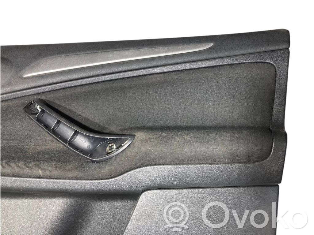 Отделка передней двери