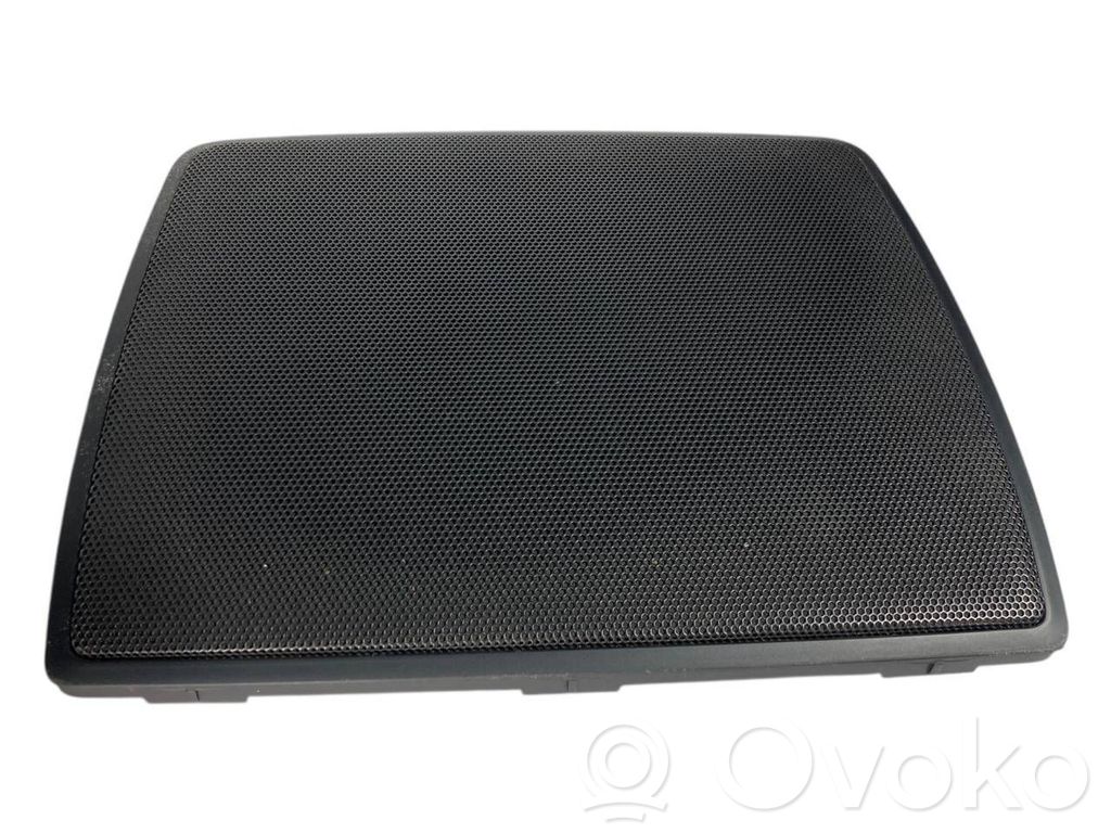 Centrālā skaļruņa dekoratīvā apdare