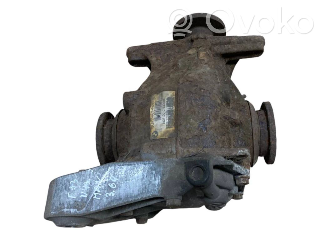 Aizmugurējais reduktors