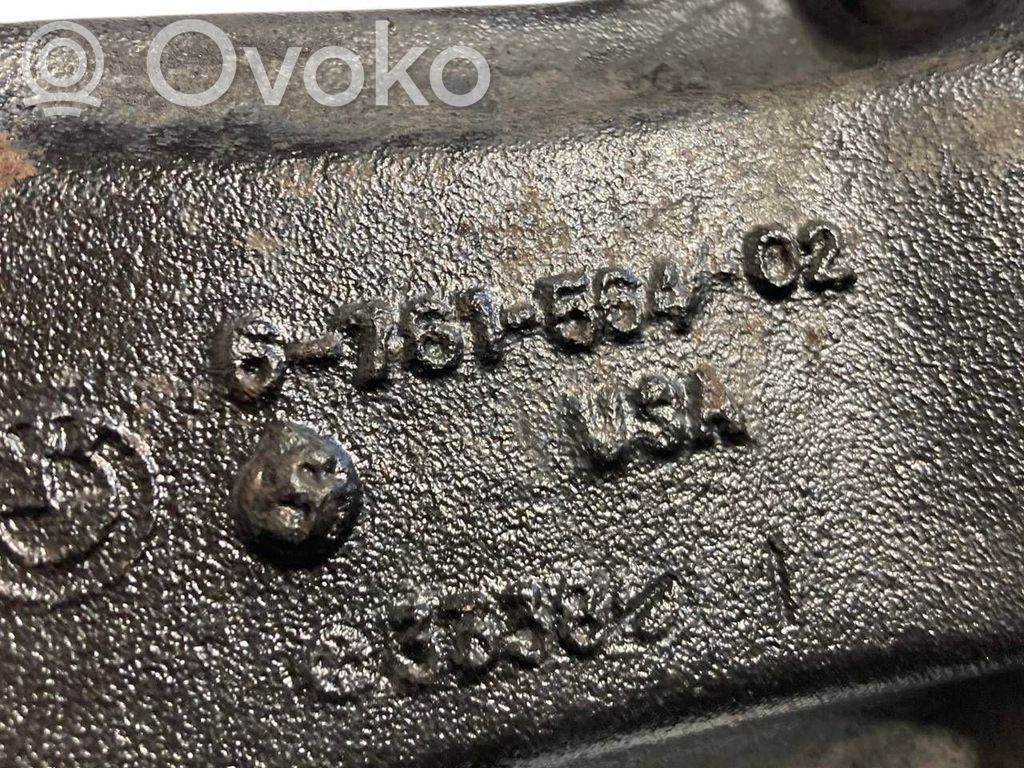 Dzinēja nostiprināšanas stiprinājums-kronšteins