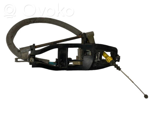 Держатель/кронштейн для внешней ручки открывания спереди