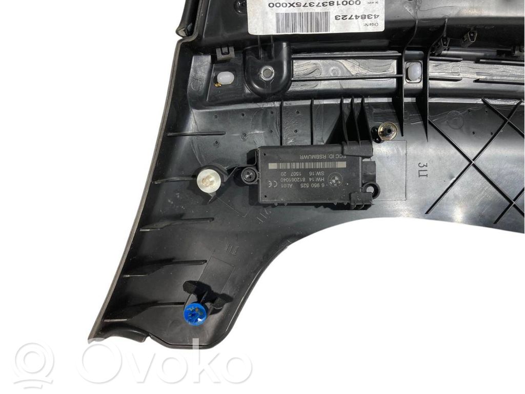 Apšuvums aizmugurējām durvīm