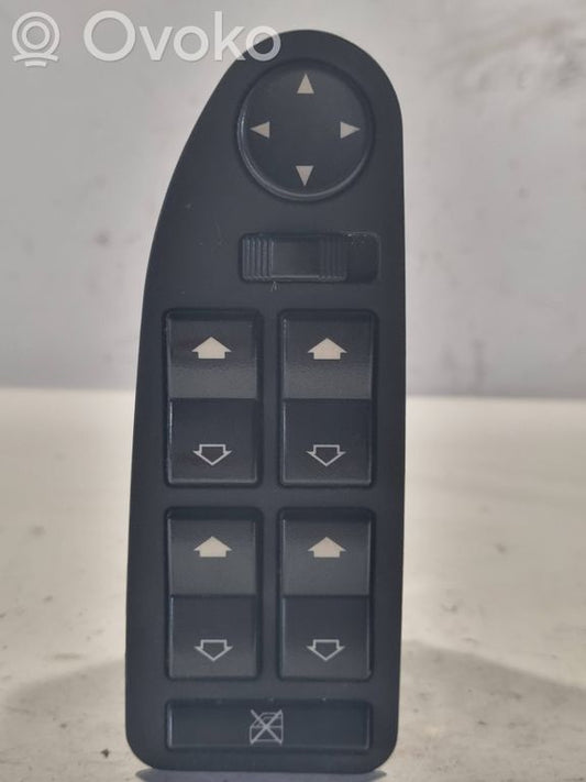 Window lift control switch(es)