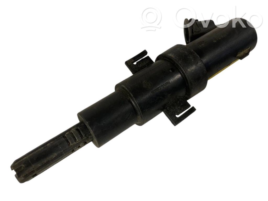 Lukturu mazgātāja sprausla (-as)