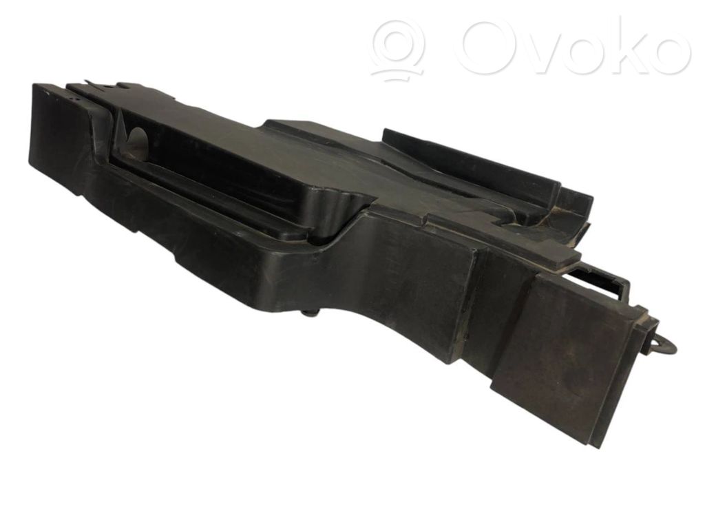 Cita veida bagāžnieka dekoratīvās apdares detaļa