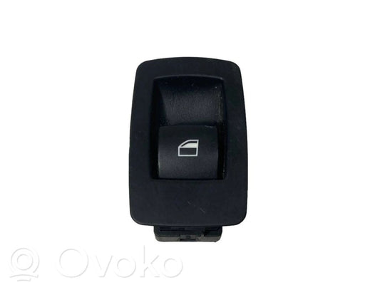 Power window switch