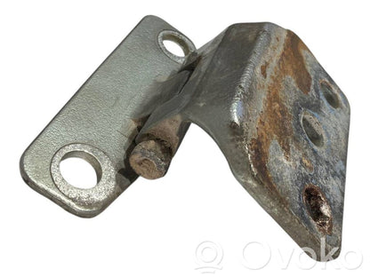 Aizmugurējā pārsega eņģe (-ess)