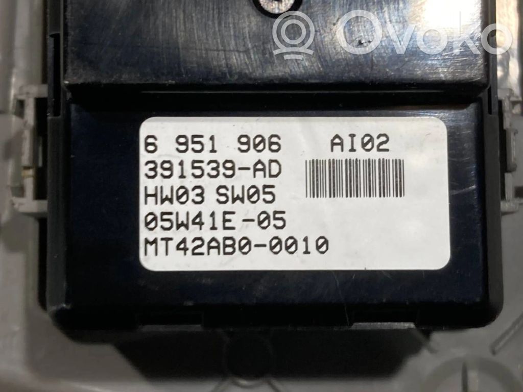 Power window switch