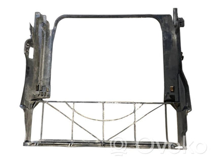 Radiator(s) holder/bracket