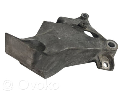 Dzinēja nostiprināšanas stiprinājums-kronšteins