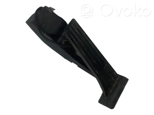 Педаль акселератора