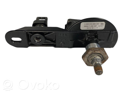 Aizmugurējā stikla tīrītāja mehānisms