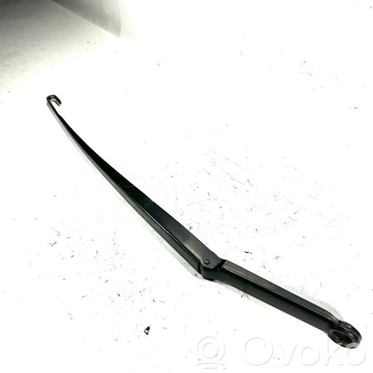 Windshield wiper arm