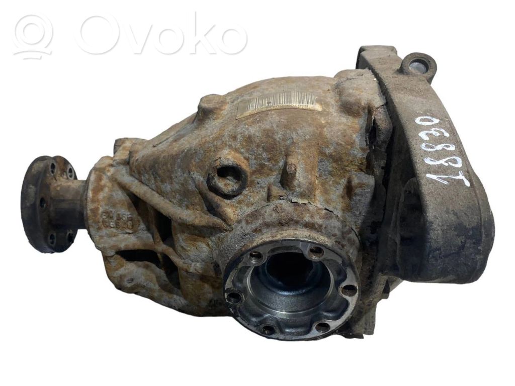 Aizmugurējais reduktors