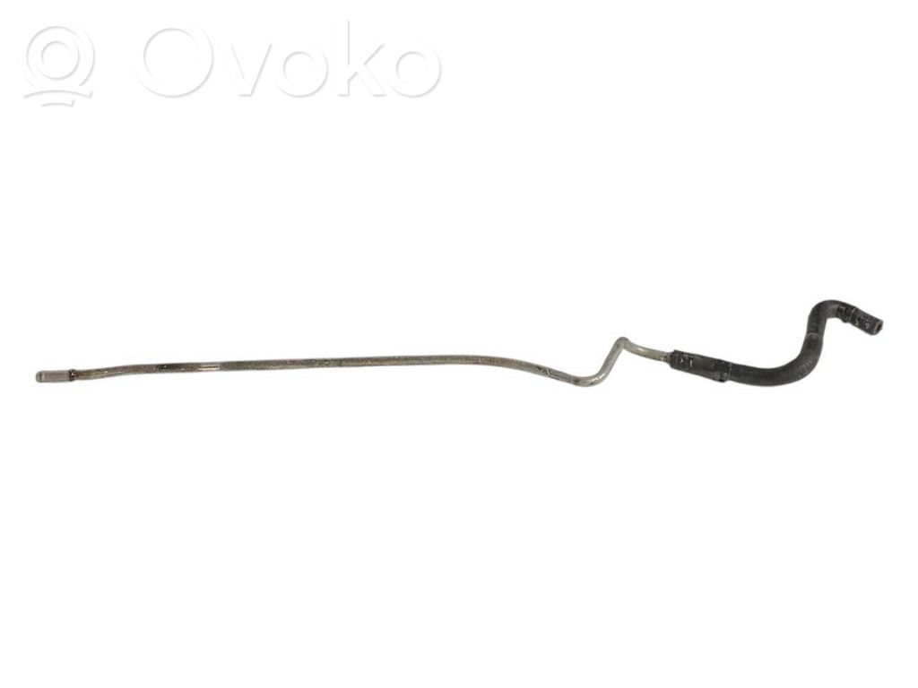 Caurule (-es) / šļūtene (-es)