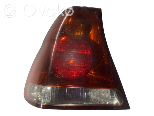 Задний фонарь в кузове