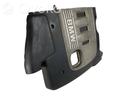 Крышка двигателя (декоративная отделка)