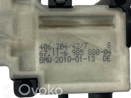 Electric fuel tank lock