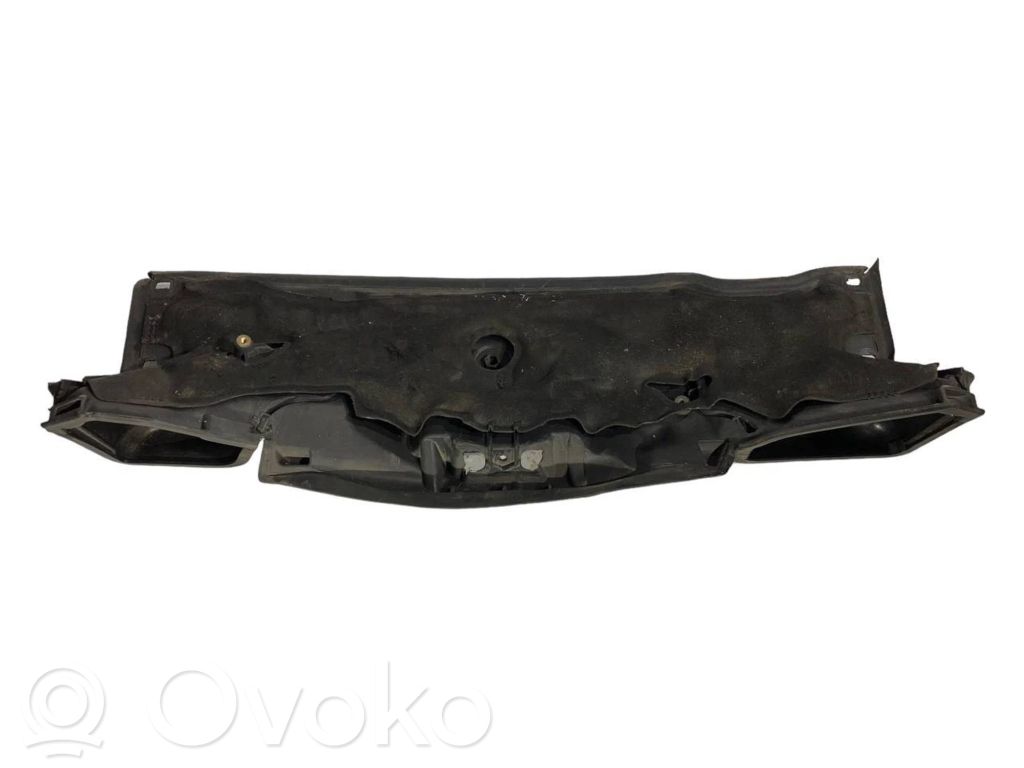 Gaisa mikrofiltra gaisvada daļa