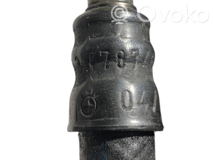 Degvielas caurulīte (-es)