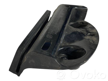 Aizmugurējā bufera montāžas kronšteins