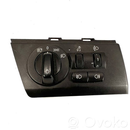 Headlight switch
