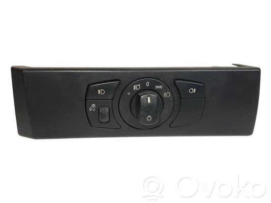 Headlight switch
