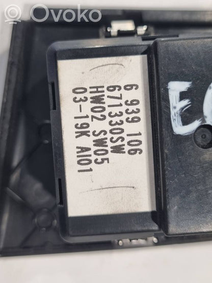 Window lift control switch(es)
