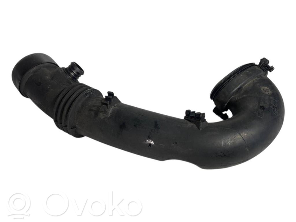 Gaisa caurule uz turbīnu