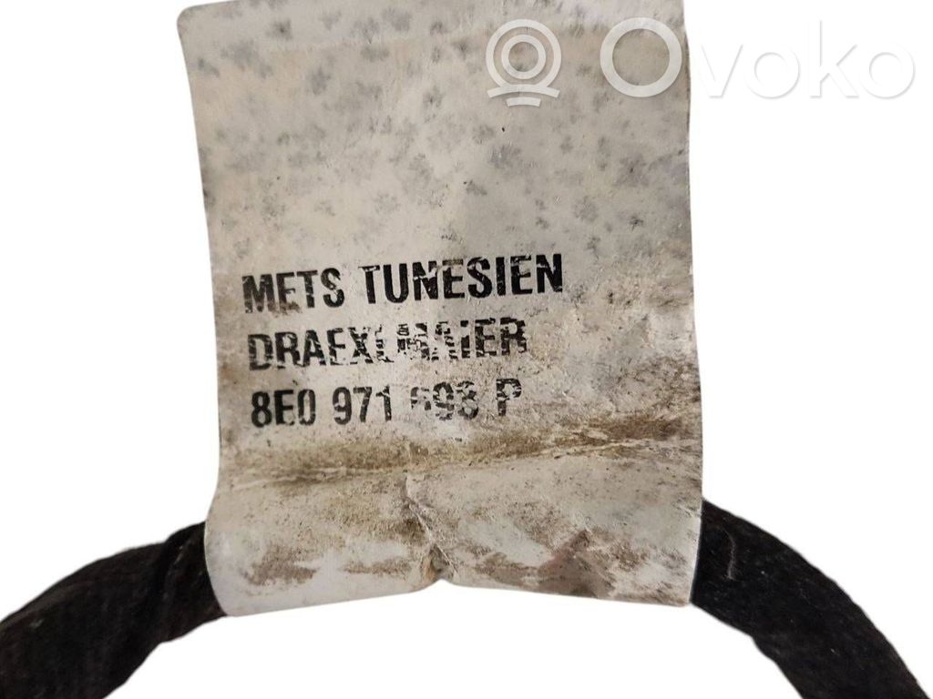 Aizmugurējo durvju vadu instalācija