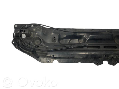 Верхняя часть панели радиатора (телевизор)