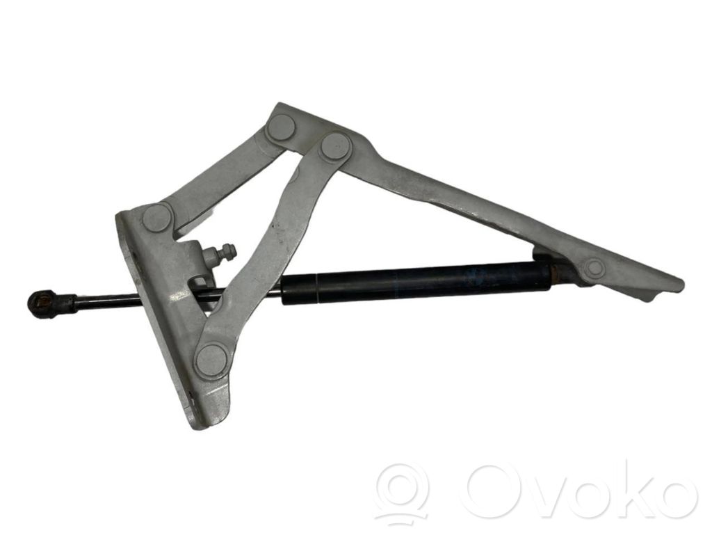 Engine hood damper