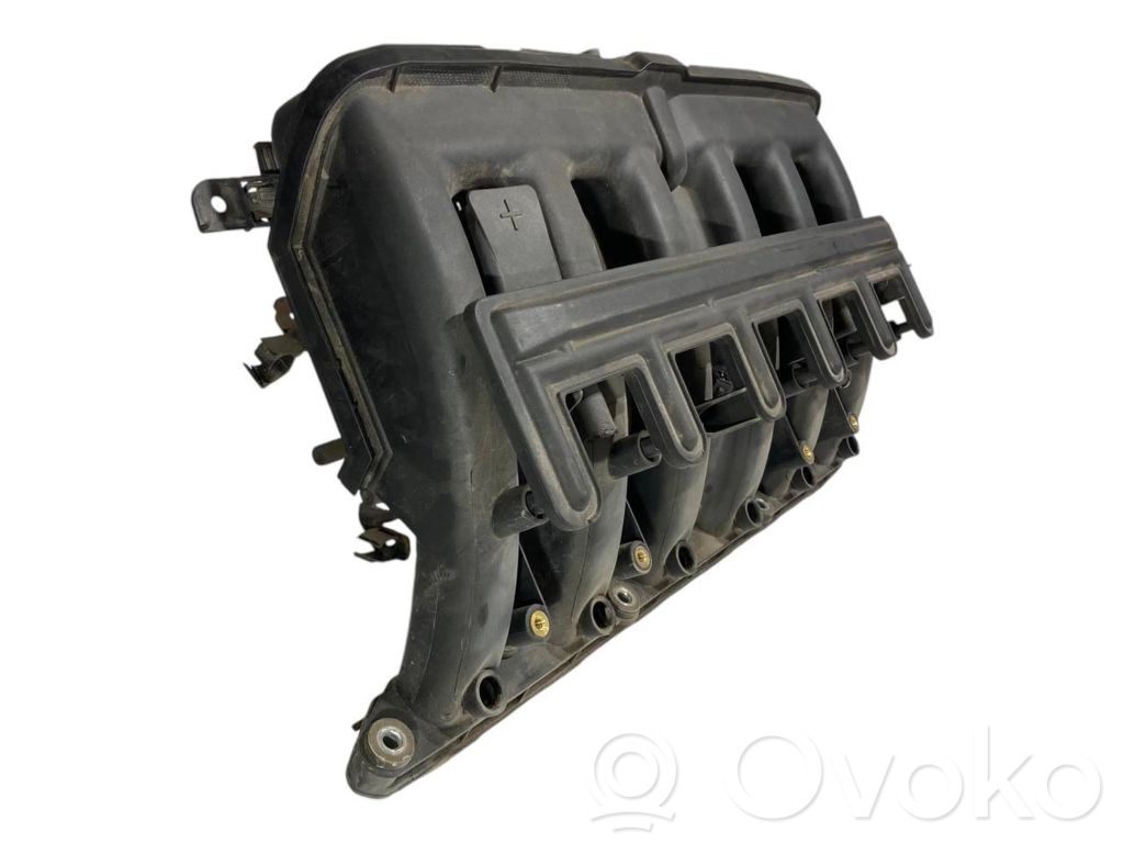 Впускной коллектор