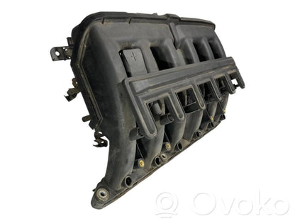 Впускной коллектор