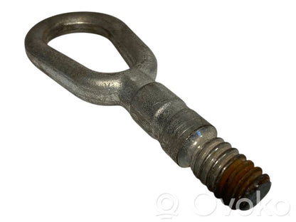 Towing hook