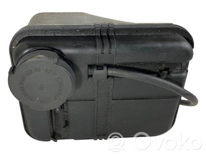 Dzesēšanas šķidruma izplešanās tvertne