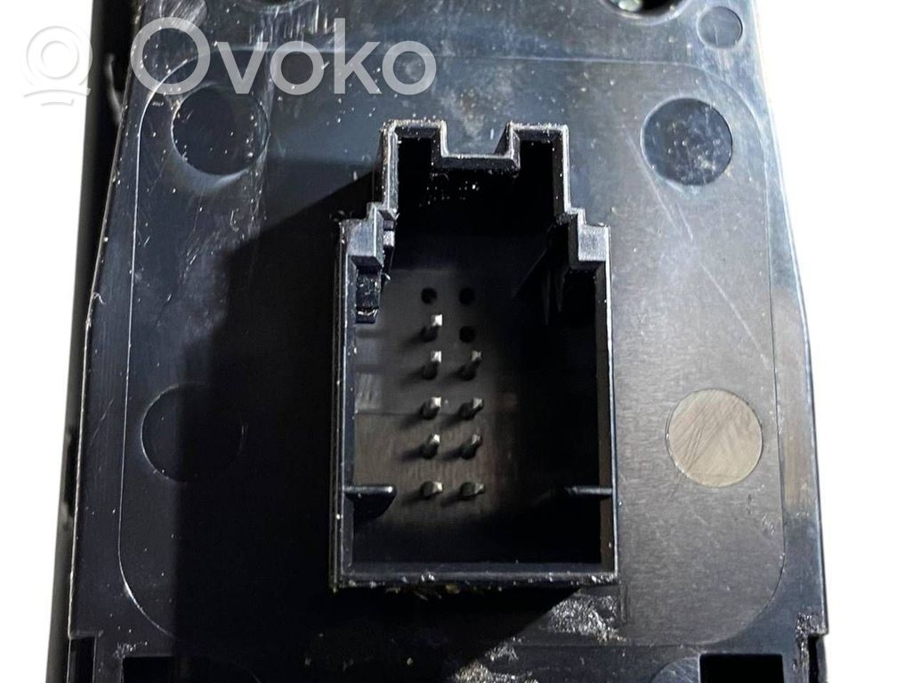 Elektrisko logu slēdzis