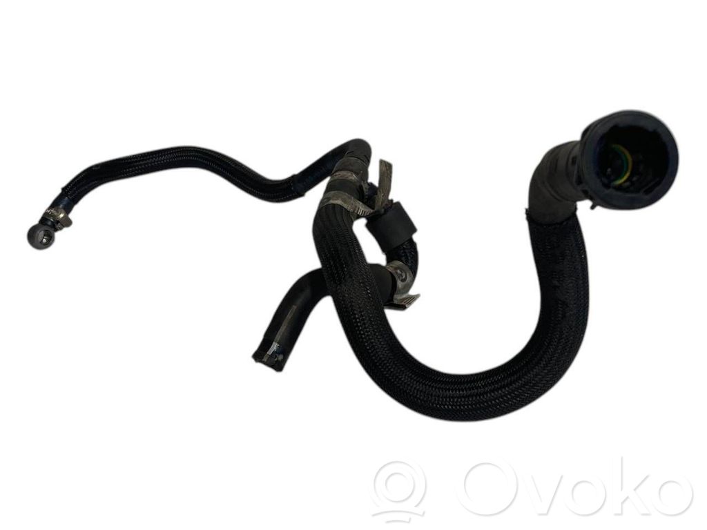 Degvielas caurulīte (-es)