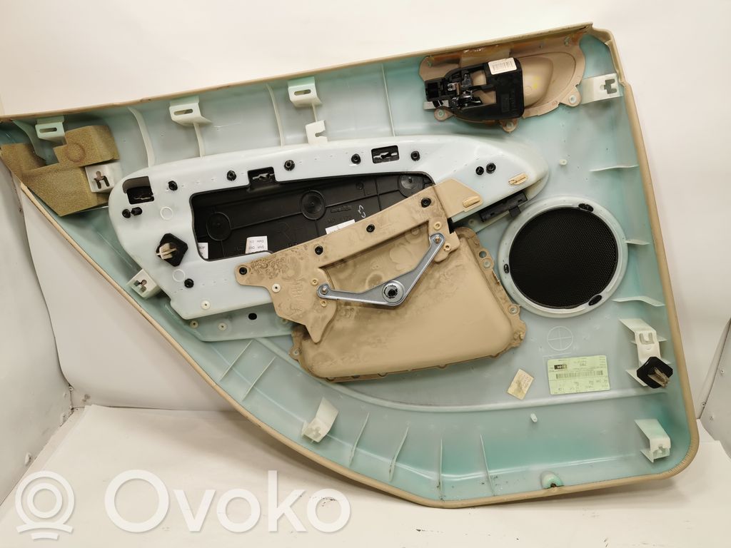 Обивка задней двери