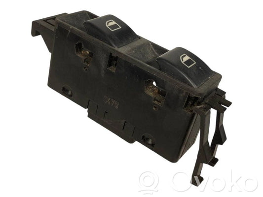 Elektrisko logu slēdzis